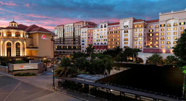 Manila Marriott Hotel at Newport World Resorts