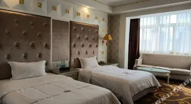 Luhui International Hotel, Boek Hotel Hotels in Guangdong met parkeren, Parkeren