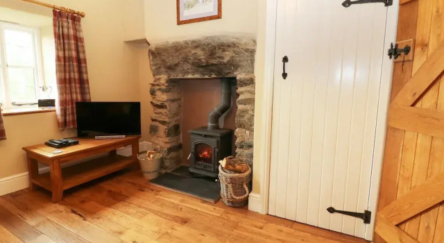 3 Bryn Ysgol, Book Feriehus Yspytty-Ifan Gwynedd