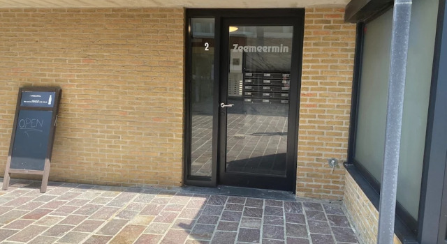 Apartment Nieuwpoort With Stunning Beach Views, Varaa Huoneisto Hotellit Brussels pysäköinnillä, Pysäköinti