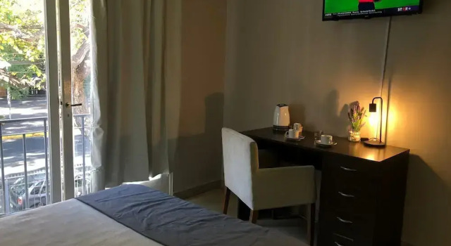 Hotel Namaste, Забронировать Отель Мендоса провинция Мендоса, рядом с Merced Church