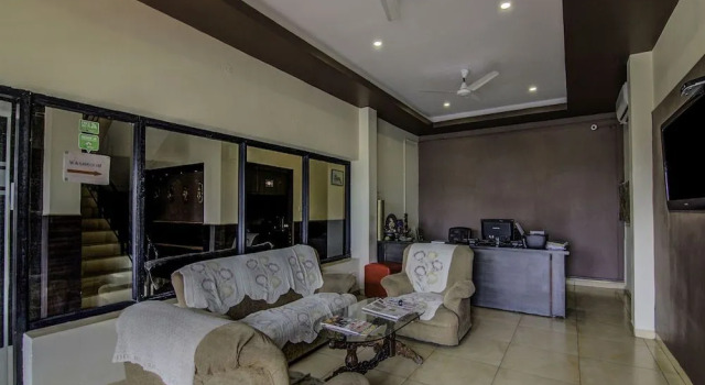 OYO 16961 Sea Rock, Rezervovat Hotel Hotely v Andhra Pradesh s parkováním, Parkování
