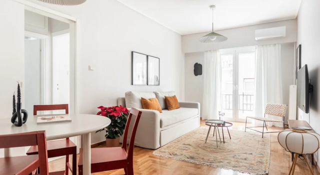 Апартаменты Standard Comfy 1BR Apartment in Ampelokipoi