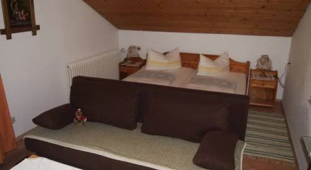 Haus Helga, Prenota Hotel Hotel a Tirolo con parcheggio, Parcheggio