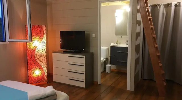 LaCasaZazou, Buchen Sie Hotel Baie-Mahault Basse-Terre