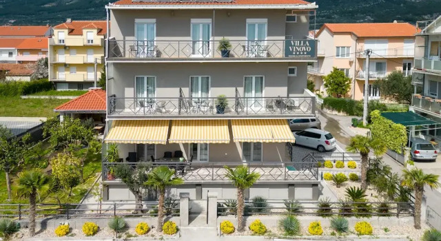 Double bed Room With Private Bathroom and Balcony