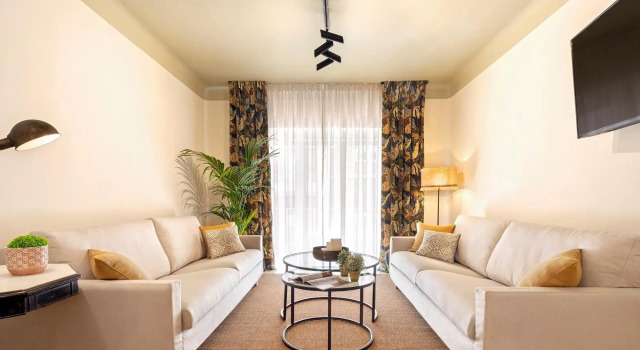 Exclusive 5BD apartment in down town Granada. Recogidas II