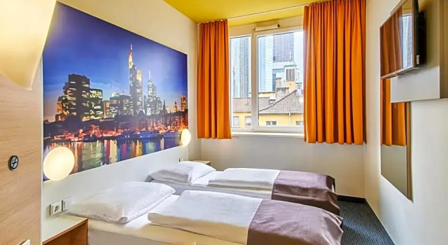 Номер Standard B&B HOTEL Frankfurt-Hbf