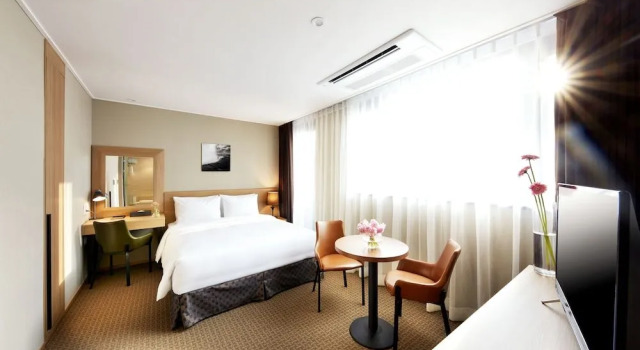 Отель Golden Harbor Pyeongtaek