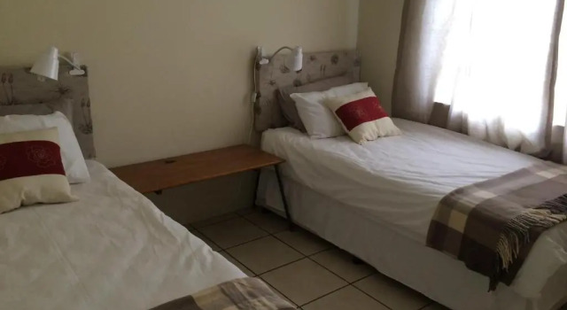 Коттедж с 2 комнатами с красивым видом из окна Moya Cottage