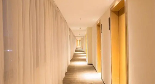 City Comfort Inn Nanning Xingning People's Government, Rezerwuj Hotel Hotele w Nanning z parkingiem, Parking