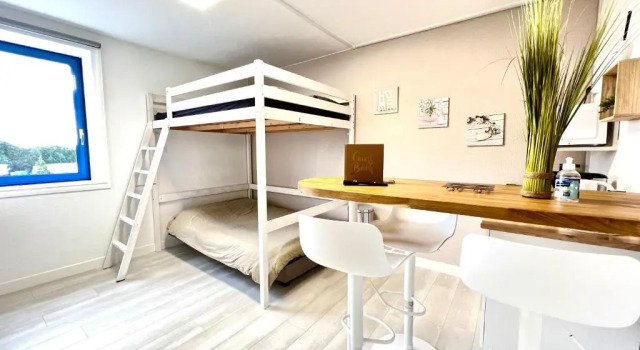 Studio Cosy Bali 1 a 4 Pers Porte du Futuroscope, Забронировать Апартаменты/квартира Отели Шаснёй-дю-Пуату с парковкой, рядом с Futuroscope Congrès-Événements, Парковка