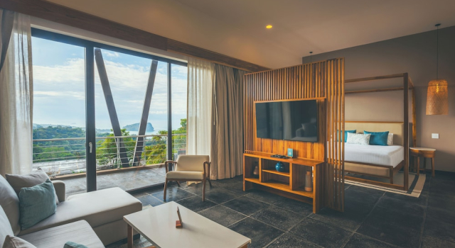 Номер Standard Пентхаус с балконом и с видом на океан Los Altos Resort