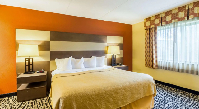 Двухместный люкс Quality Inn & Suites Mayo Clinic Area