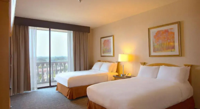 Люкс с 2 комнатами Doubletree by Hilton McAllen
