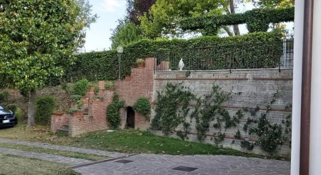 B&B Le rose di Paola, Book Bed and Breakfast Santa Maria a Monte Tuscany