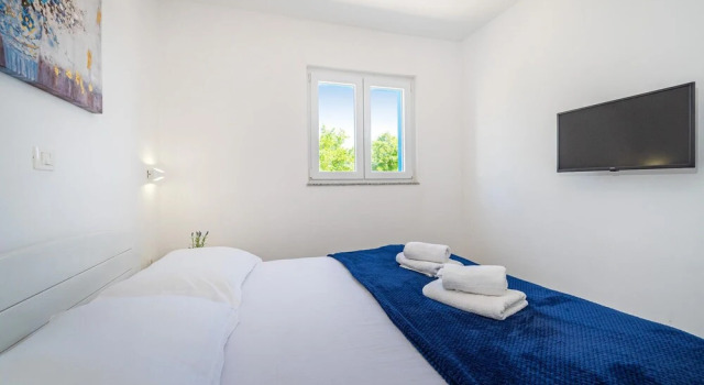 Stunning Home in Maslenica With 2 Bedrooms, Wifi and Outdoor Swimming Pool