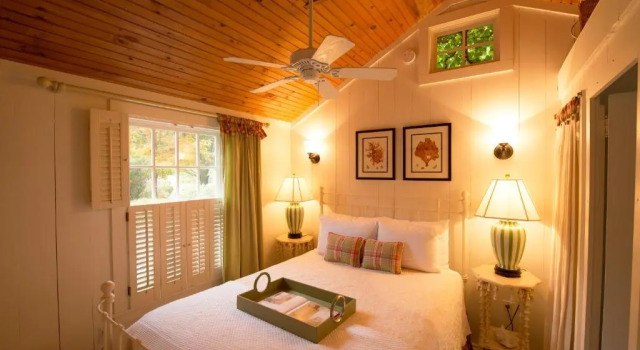 Коттедж с видом на сад The Cottages at Cabot Cove