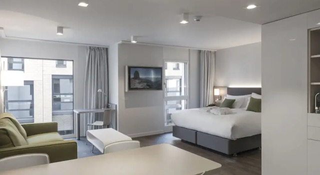 Premium- dobbelt suite Base Nyon