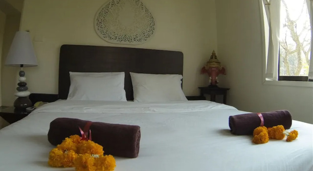 Номер Deluxe с балконом Amaravati Wellness Center and Resort