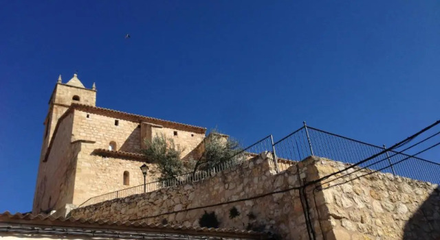 Apartamentos Las Moradas, Book Apartment Hotels in Aragon with Parking, Parking