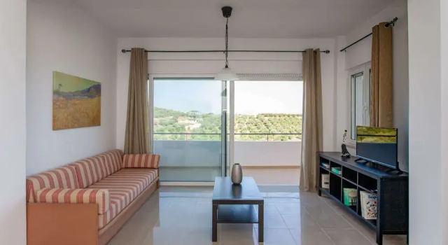 Hillside Seaview Apartment