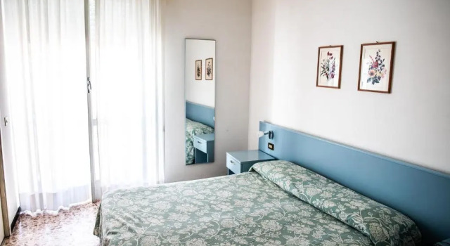 Двухместный номер Standard с частичным видом на море Hotel West End