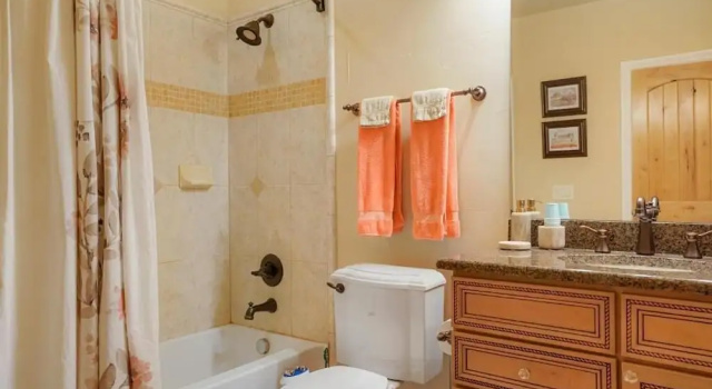 Luksusowy dwuosobowy pokój piwnica Summit Villa BnB