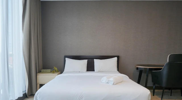 Номер Standard Luxurious 1BR @ L'Avenue Apartment near Sampoerna Universitas