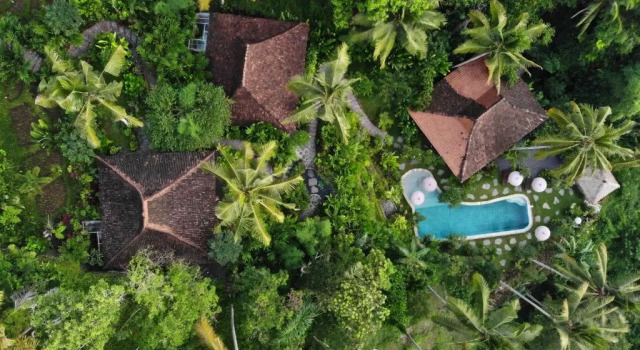 Коттедж Villa Mahadevi 1 Open-Air Jungle Joglo Near Ubud