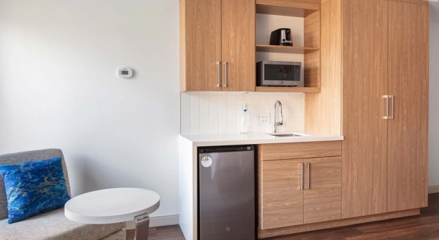 Люкс Element by Marriott Iowa City