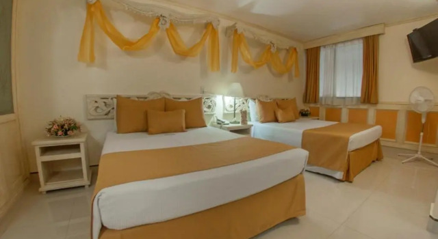 Четырёхместный номер Standard Villa las Margaritas Plaza Cristal