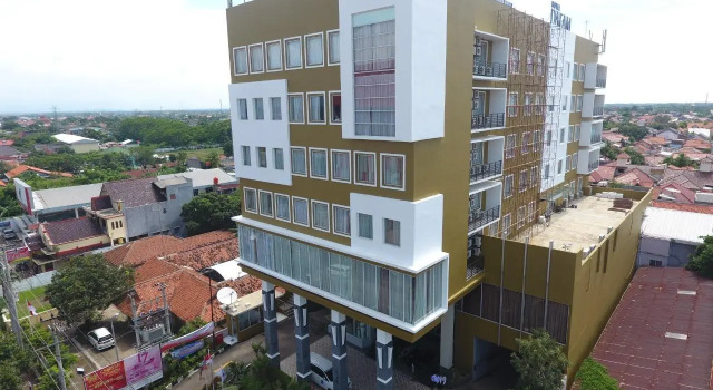 Standardní Čtyřlůžkový pokoj Hotel Dafam Pekalongan