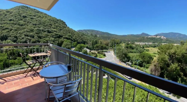 Апартаменты Beautiful apartment with private pool and balcony!