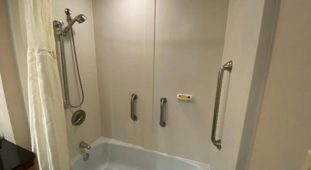 Номер Standard Best Western Plus Augusta Civic Center Inn