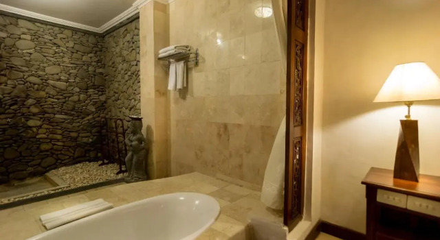 Двухместный номер Deluxe с видом на бассейн Sahadewa Resort & Spa