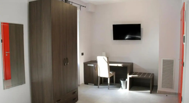 EasyRoom Frosinone BB, Boek Hotel Hotels in Ciociaria met parkeren, Parkeren