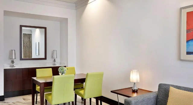 1 Bedroom Double Suite DoubleTree by Hilton Doha - Al Sadd