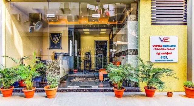 FabHotel Vipra Enclave, Забронировать Отель Корамангала Бангалор, рядом с Торговый центр The Forum