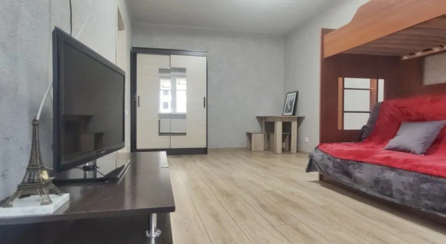 Apartamenty Abazhur na ul. Respubliki, d. 204, Prenota Appartamento Hotel a Tyumen Region con parcheggio, Parcheggio