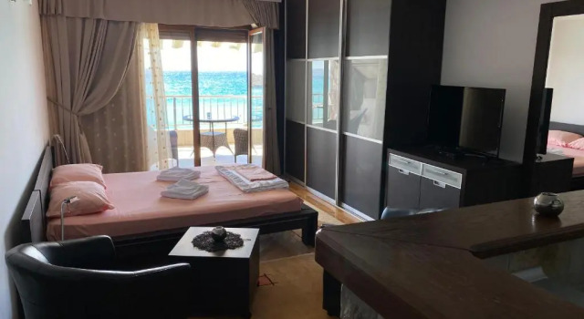 Apartments Lungo Mare, Prenota Appartamento Sveti Stefan 