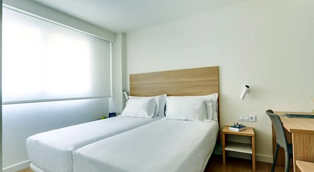 Апартаменты Sercotel Logroño Suites