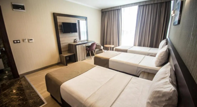 Трёхместный номер Standard The Corner Hotel