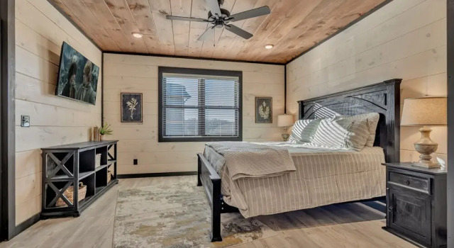 Номер Luxury Cozy Cub Luxury Cabin Pigeon Forge