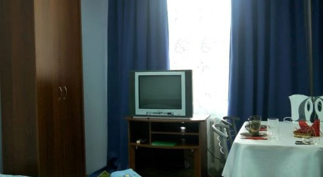 Tepliy Ochag Hotel, Réserver Hôtel Kirovsky district 