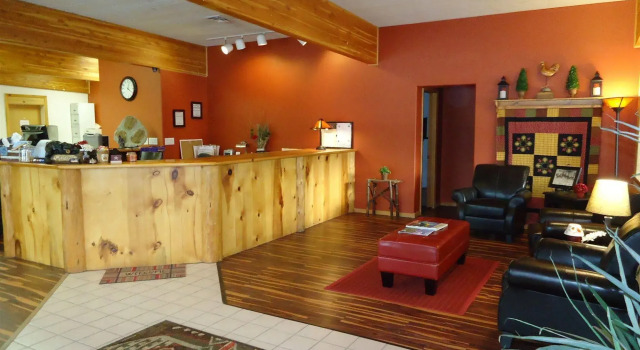 Glacier Basecamp Lodge, Rezervovat Hotel Columbia Falls Flathead Valley