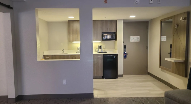 Двухместный люкс Holiday Inn Express Fort Lauderdale North - Executive Airport by IHG