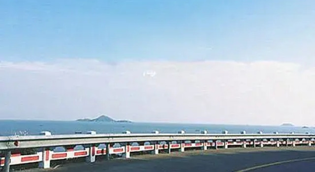Summer Village, Rezerwuj Hotel Hotele w Zhoushan z parkingiem, Parking