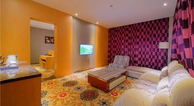 Люкс Borrman Hotel Foshan Lishui Heshun