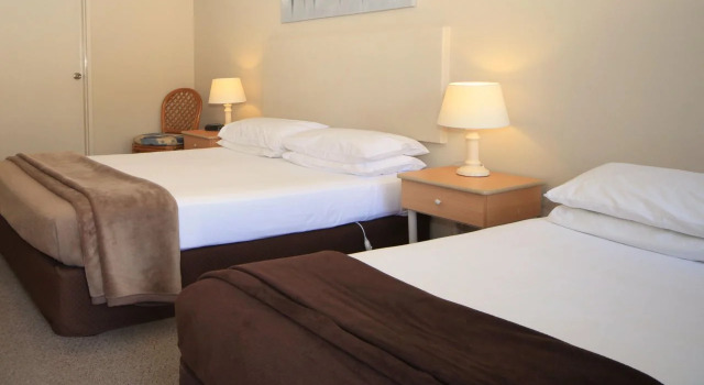 Bella Villa Motor Inn, Забронировать Вилла Виллы Форстер, рядом с Остров Леон, Вилла